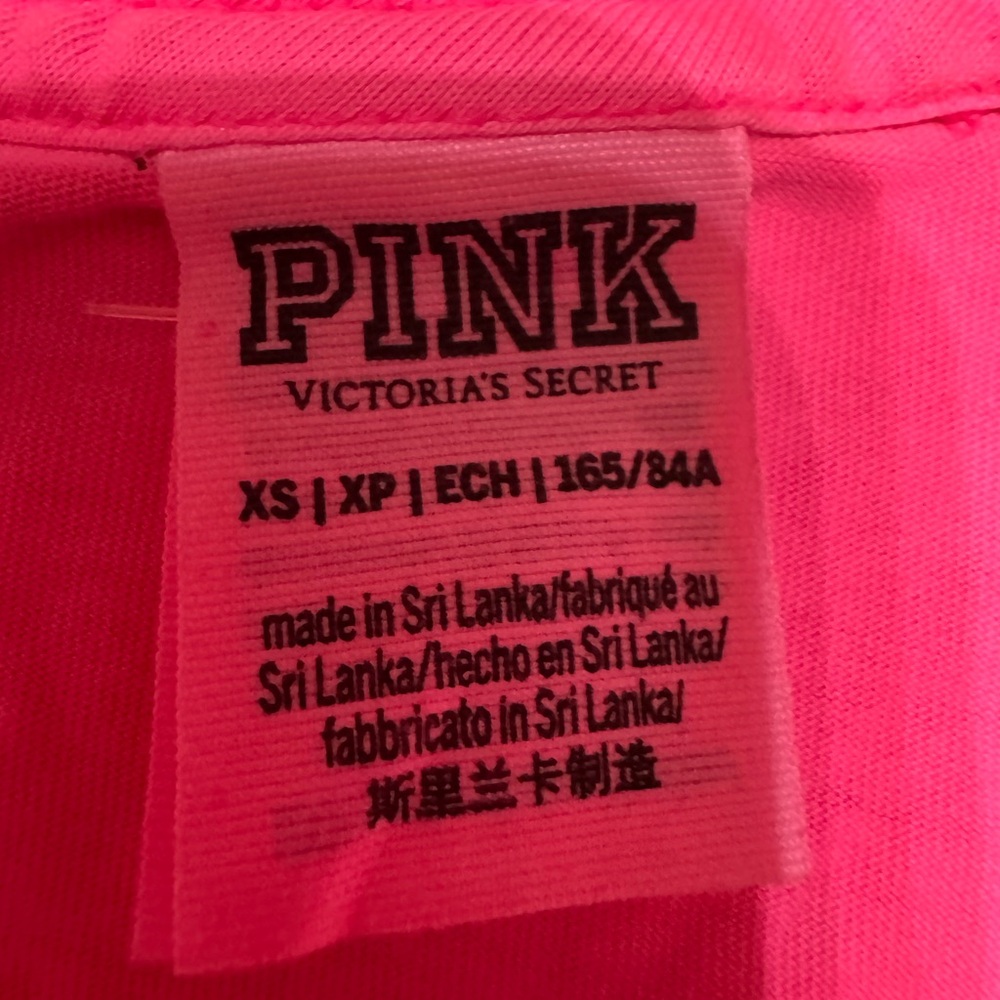 🩷🩷vs pink Victoria secret long sleeve shirt - Picture 3 of 4